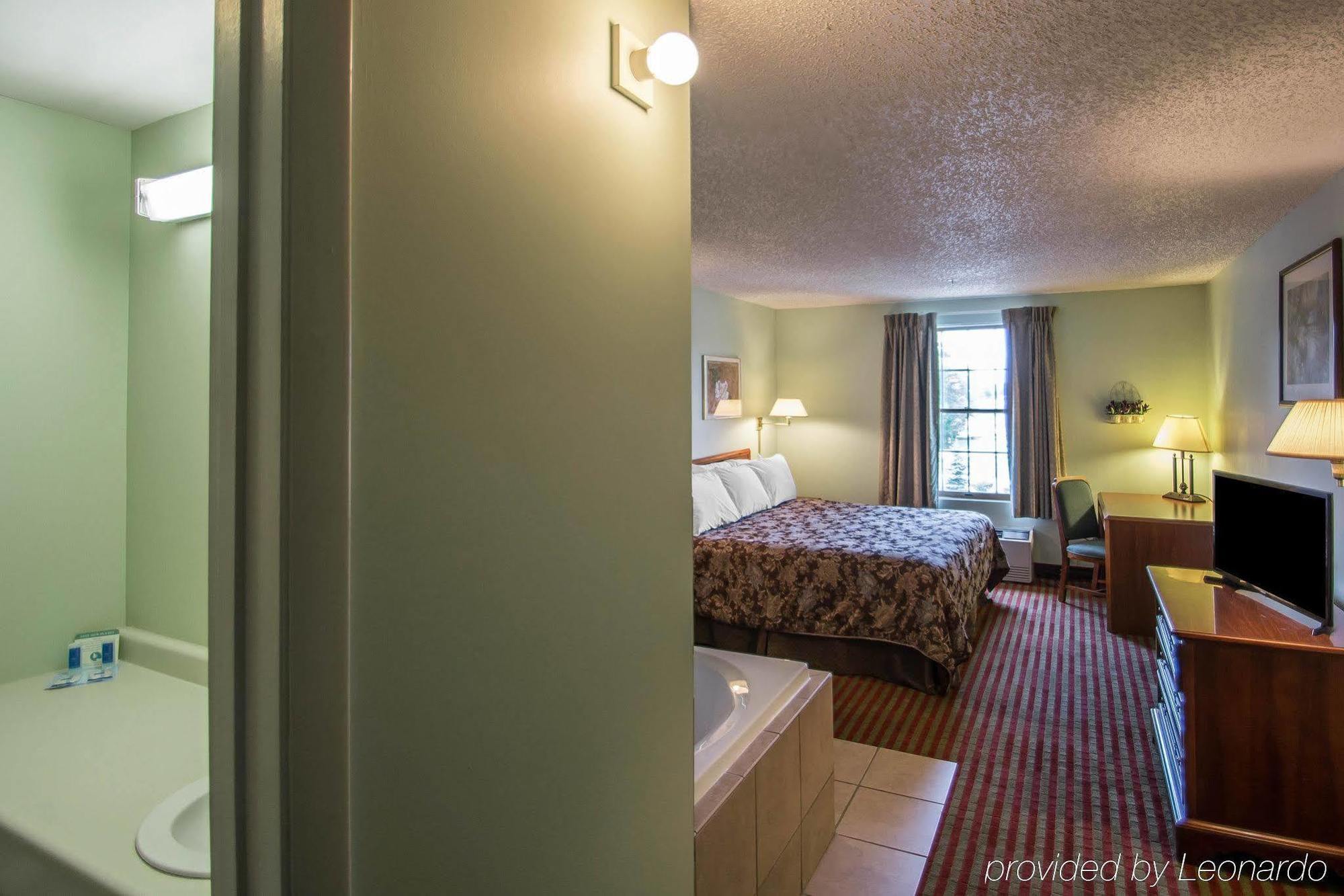 Rodeway Inn Lakeville Luaran gambar